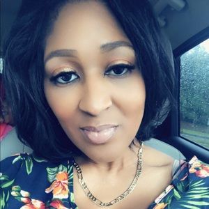 Meet your Posher, Sykiah